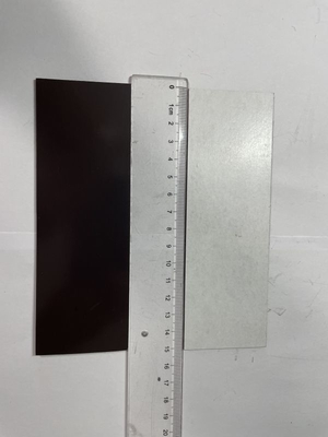 PVC που ντύνει τους μαύρους κεραμικούς Ferrite μαγνήτες 300GS σε 1500GS